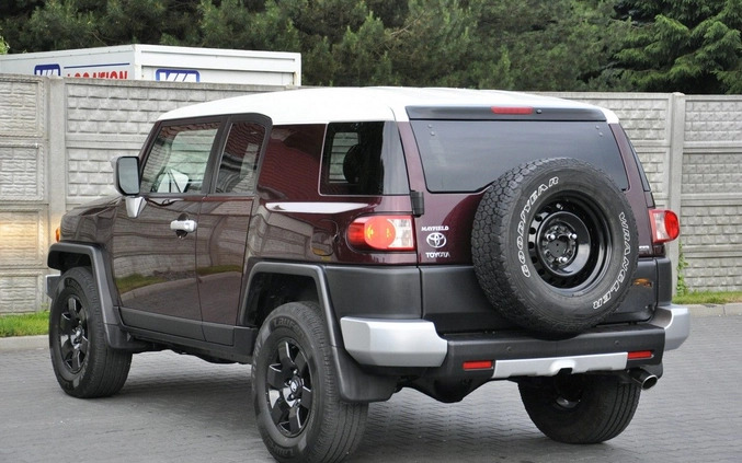 Toyota FJ cena 85900 przebieg: 203000, rok produkcji 2007 z Bełchatów małe 407